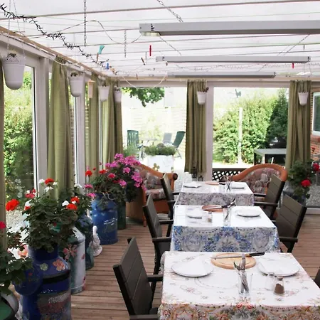 Hine Bakke Bed & Breakfast Rudkøbing