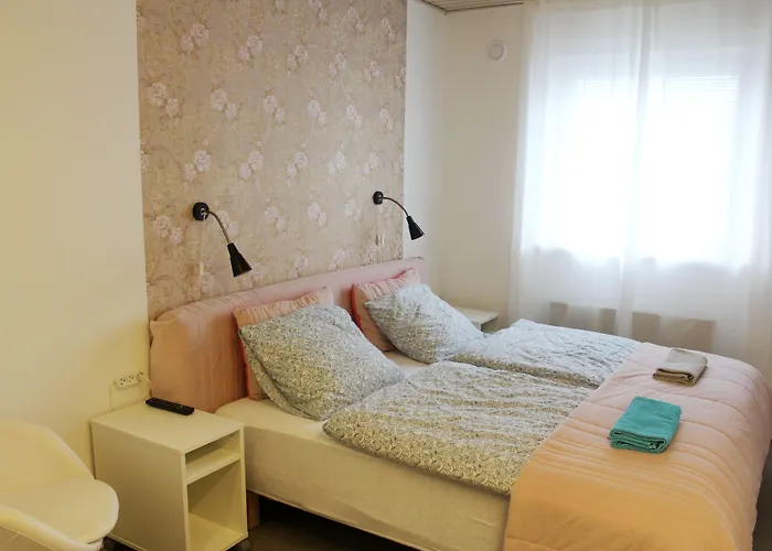 Hine Bakke Bed & Breakfast Rudkøbing