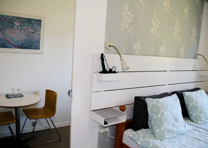 Hine Bakke Bed & Breakfast Rudkøbing